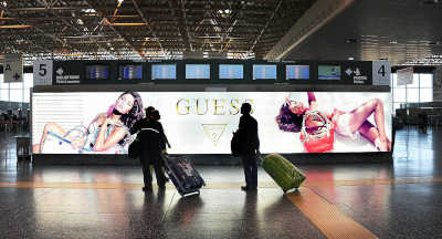 Реклама в аэропорту Внуково